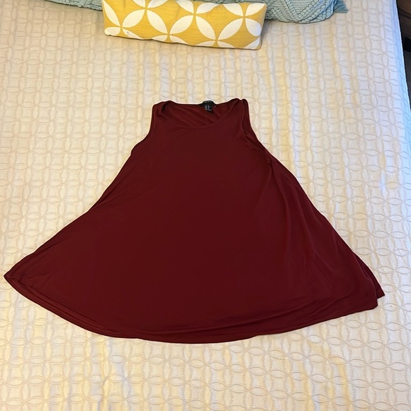 Dark Red Forever 21 flowy tank top - Picture 1 of 3
